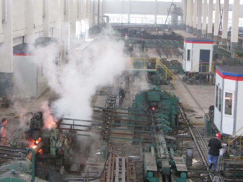 揭阳无缝钢管厂家生产车间